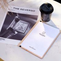 Porte-menu en érable avec maintien élastique